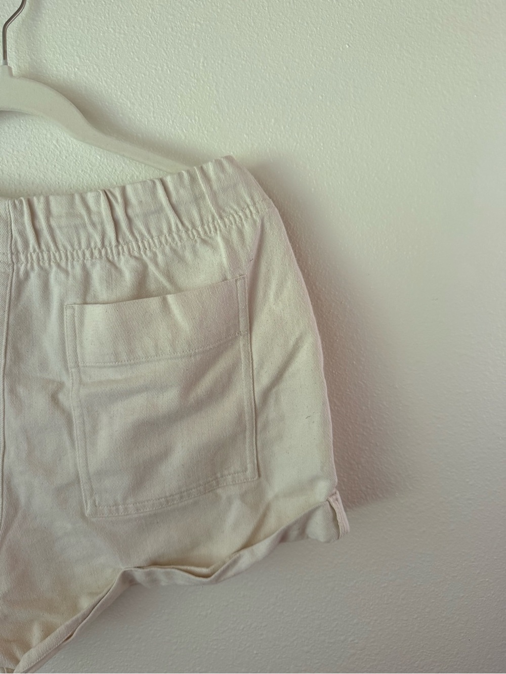 aerie Cream Elastic-Waist Casual Athletic Shorts